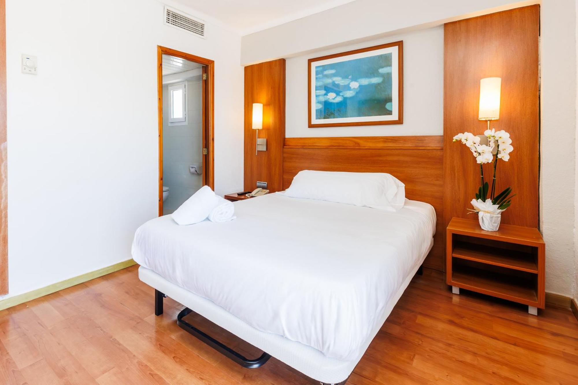 Hotel O7 Colombo 3*